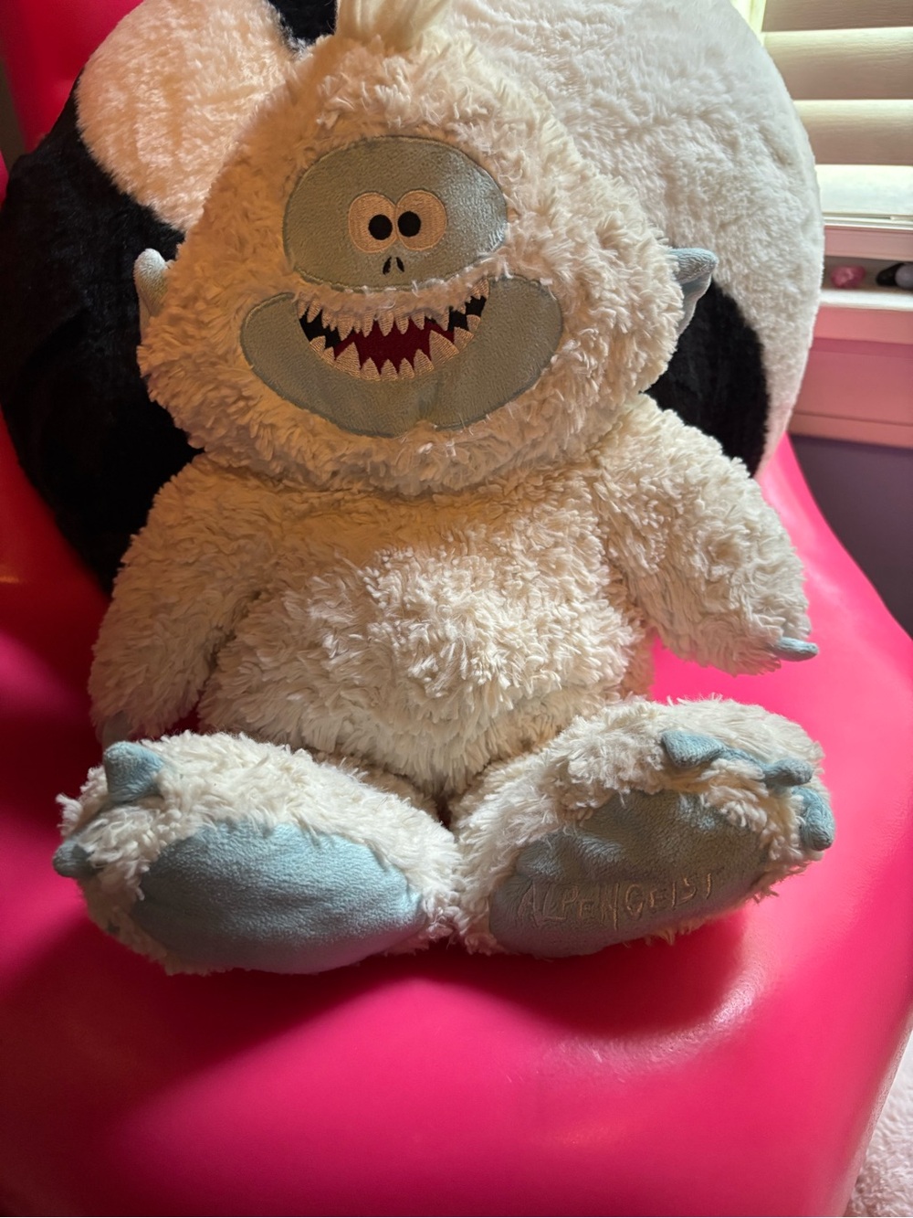 Busch Gardens Williamsburg Alpengeist Yeti Plush Abominable Snowman 16" - Picture 8 of 12